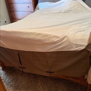 Croscill Estate Oakwood Queen Bedskirt Brown Textured Buckle Detail Tailored